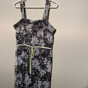 Women’s Sleeveless Dress